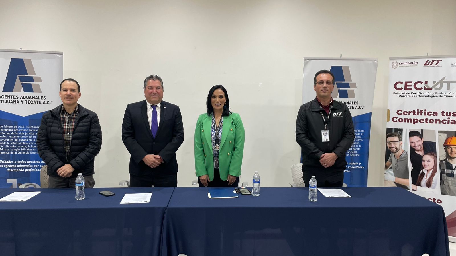 Profesionalizan A Agentes Aduanales De Tijuana Y Tecate Plural Mx